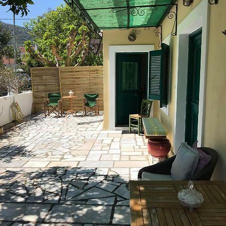 Lena'S Traditional Villa Αγία Ευφημία Εξωτερικό φωτογραφία