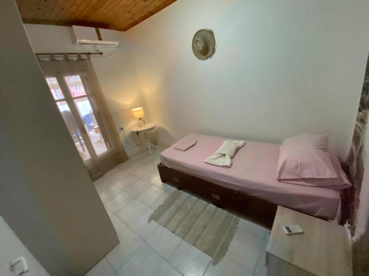 Lena'S Traditional Villa Αγία Ευφημία Εξωτερικό φωτογραφία